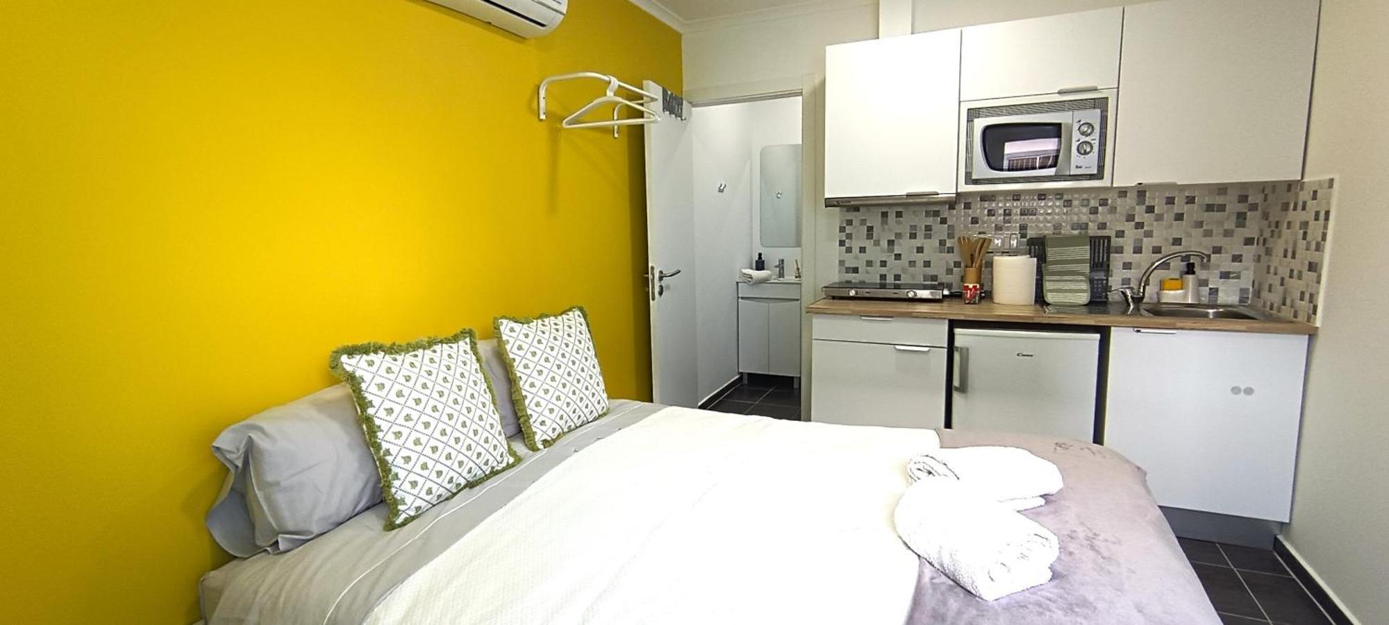 Sleep & Go Faro Airport Guest House Exterior photo