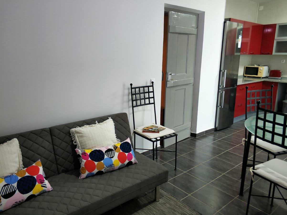 Sleep & Go Faro Airport Guest House Exterior photo