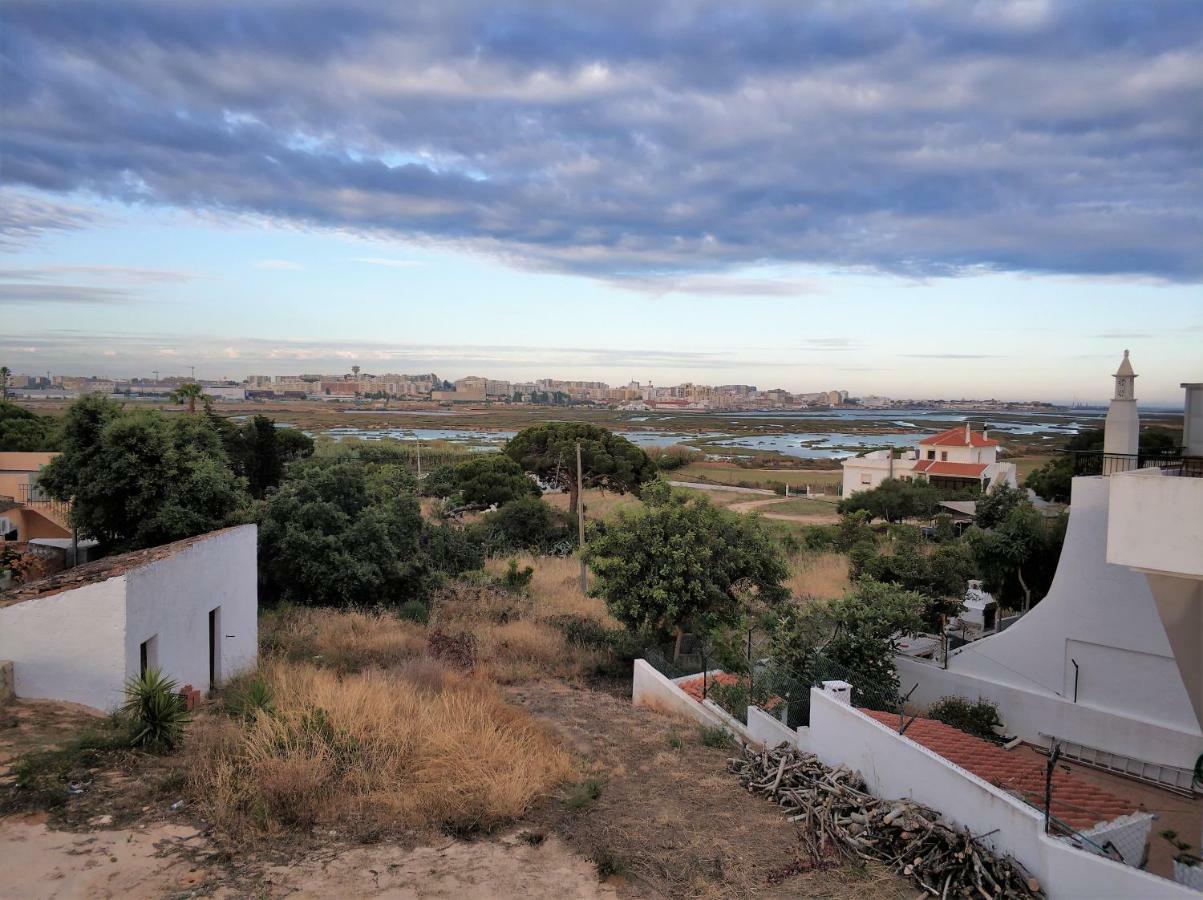 Sleep & Go Faro Airport Guest House Exterior photo